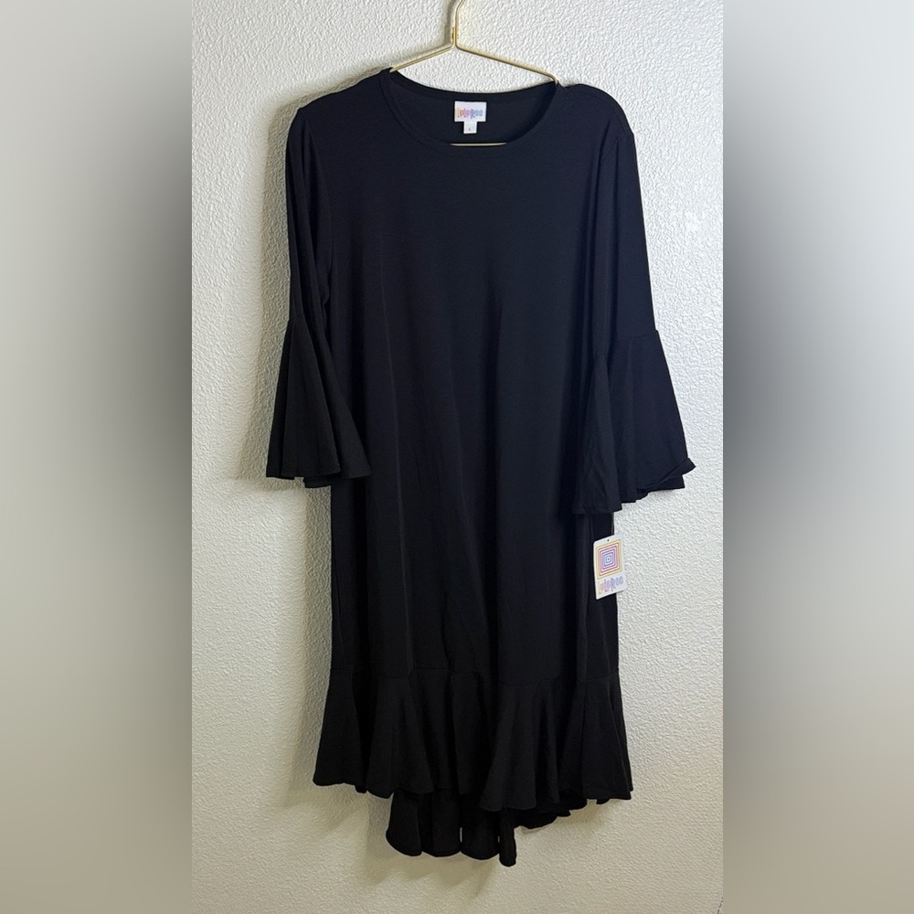 NWT-LuLaRoe- Solid black-Maurine Dress- bell sleeve- Large